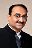 Aditya Chopra Films with the actor Aditya Chopra