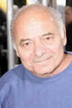 Burt Young Filmy z aktorem Burt Young