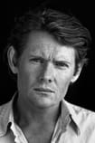 Julian Rhind Tutt Filma me aktorin Julian Rhind Tutt