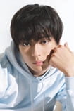 Mackenyu Arata Filma me aktorin Mackenyu Arata