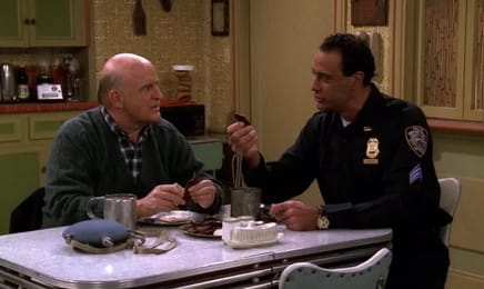 Wszyscy kochają Raymonda S3E9 - Samotny Barone