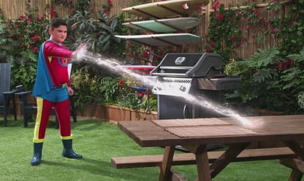 Грізна сімейка під прикриттям S1E1 - Сандермени під прикриттям