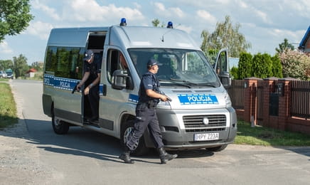 Na ratunek 112 S17E46 - Kochanek mojej żony