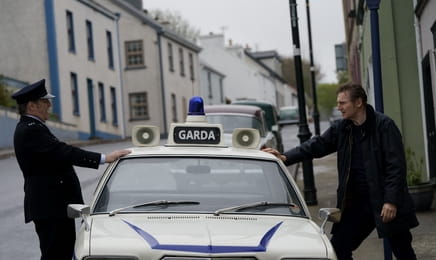 На землі святих і грішних