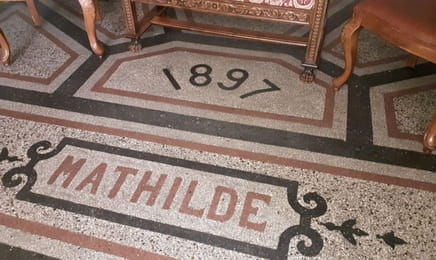 Poveştile caselor vechi