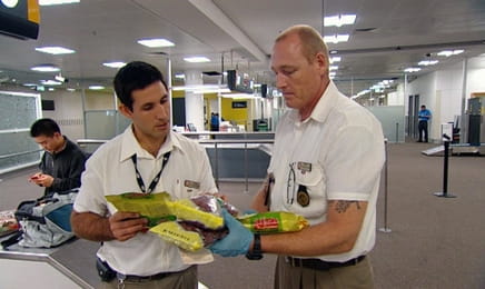 Strážci hranic: Austrálie S14E3 Strážci hranic: Austrálie S14E3