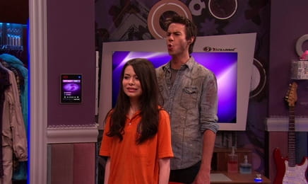 iCarly S2E38 - Felvesszük a műsort! iCarly S2E38 - Felvesszük a műsort!