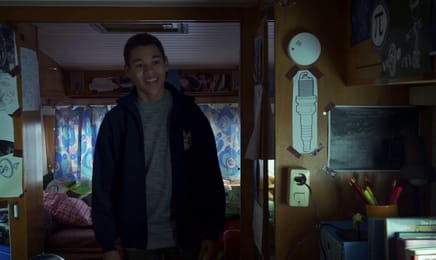 Hunter Street: Kölykök póráz nélkül S3E21 - Szeleburdi szökevények Hunter Street: Kölykök póráz nélkül S3E21 - Szeleburdi szökevények