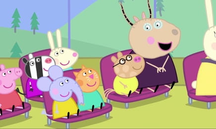 Świnka Peppa S2E44 - Szafa na zabawki Świnka Peppa S2E44 - Szafa na zabawki