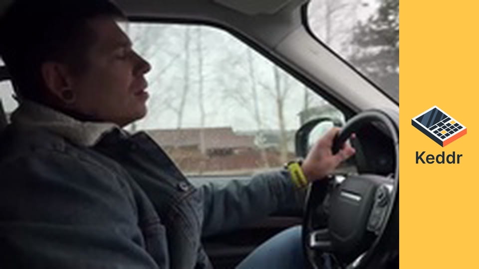 Що таке EDC? Показую свій набір техніки і всього іншого