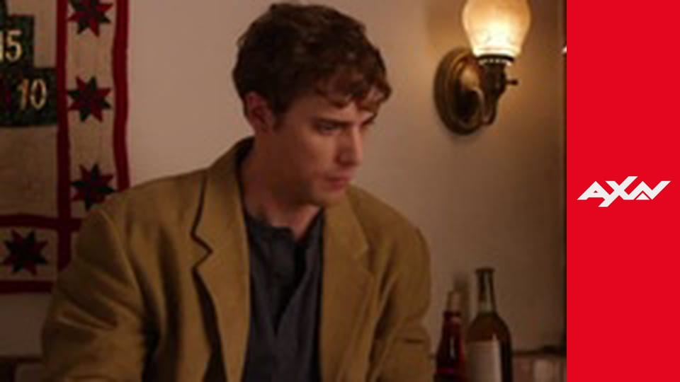 LOVE AT THE CHRISTMAS TABLE E1