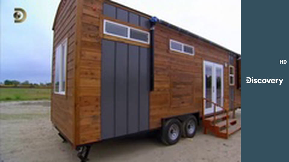 Охотники за крошечными домами S4E14 - Энтузиасты средневековья в крошечном доме