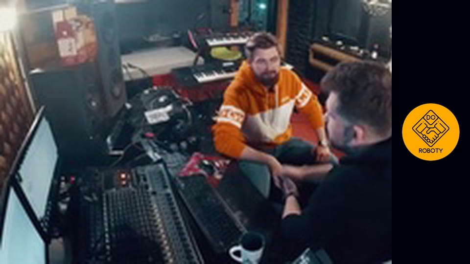 SIR MICH POKAZAŁ MI JAK SIĘ TWORZY MUZYKĘ