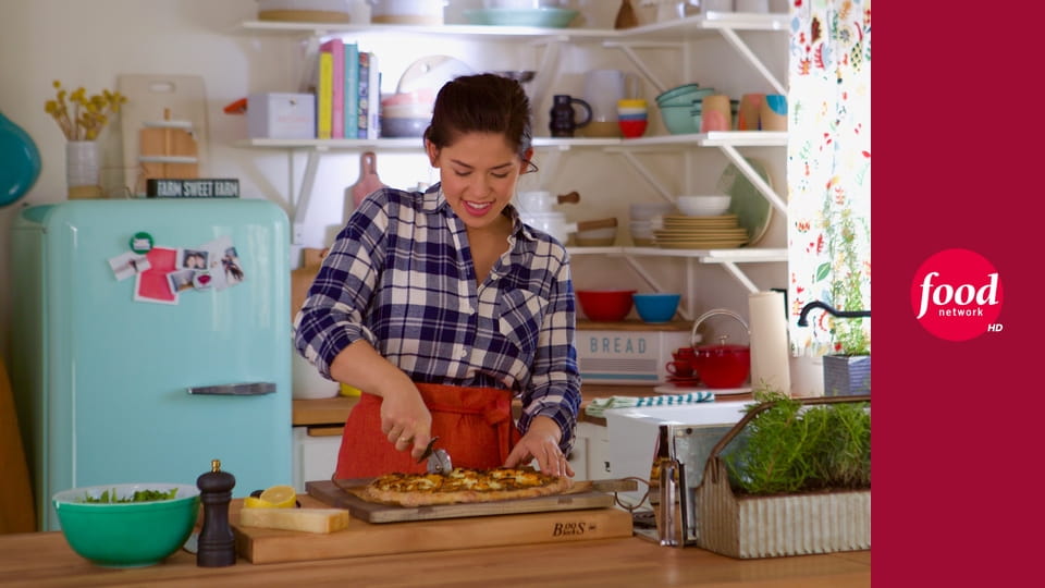 Девушка на ферме S4E3 - Девушка и гриль