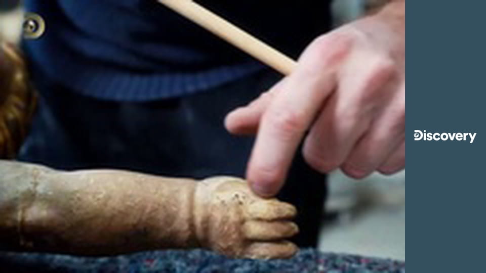 Реставраторы S6E13 - Херувим Лесли