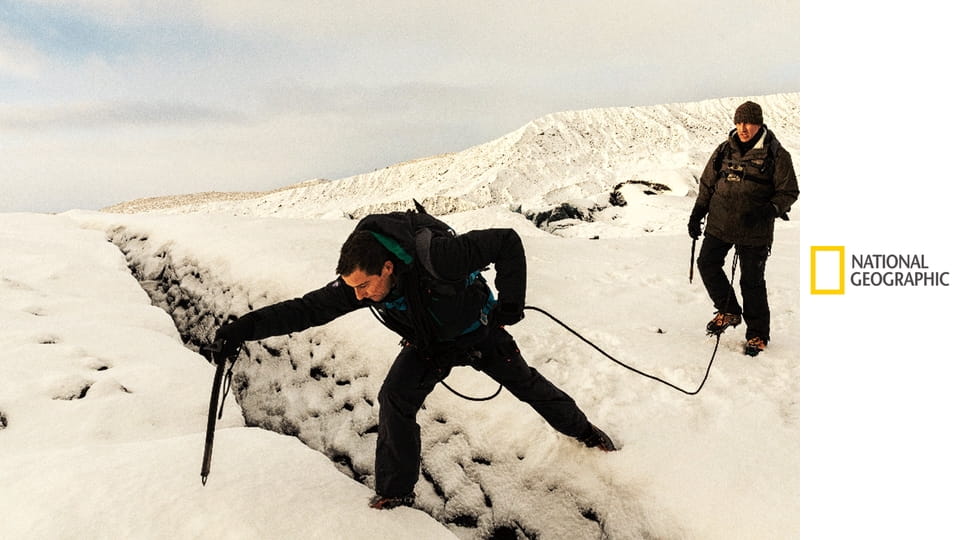 V divočině s Bearem Gryllsem S6E1 - Terry Crews na Islandu