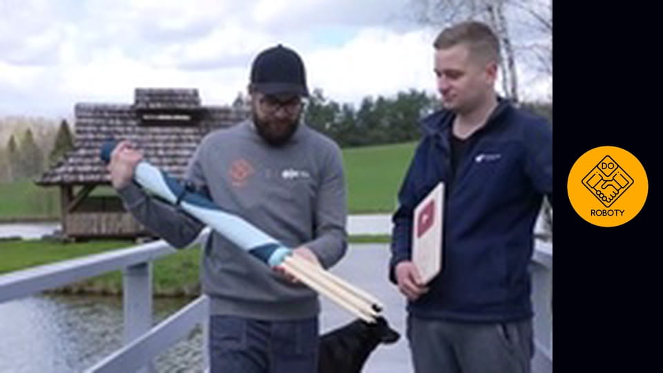 PRACA W BIESZCZADZKIM ROLNICTWIE * hodowla krów * uprawa pól *