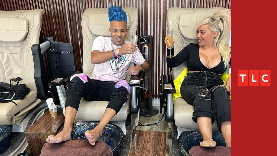 Darcey a Stacey S3E13 - Lži, vzteklá nevěsta