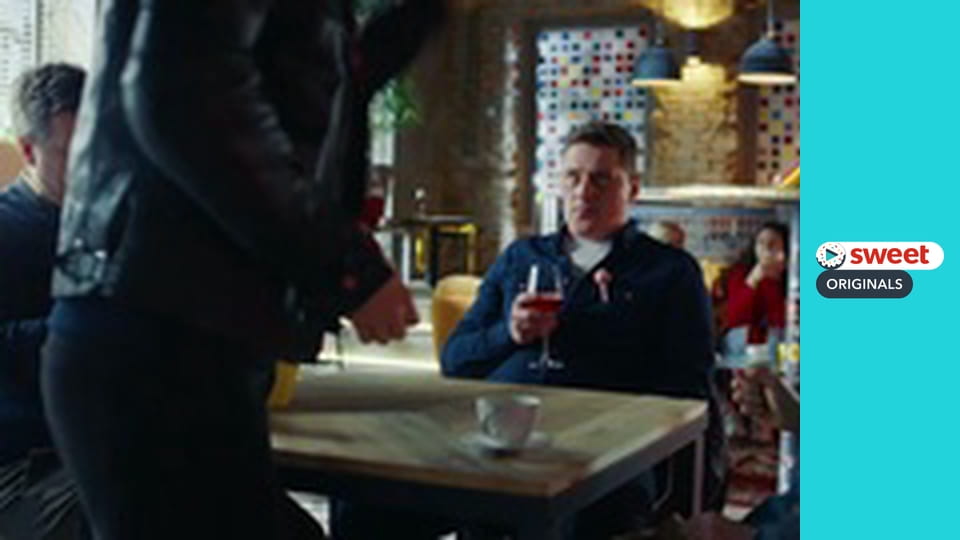 Ховаючи колишню Серія 1