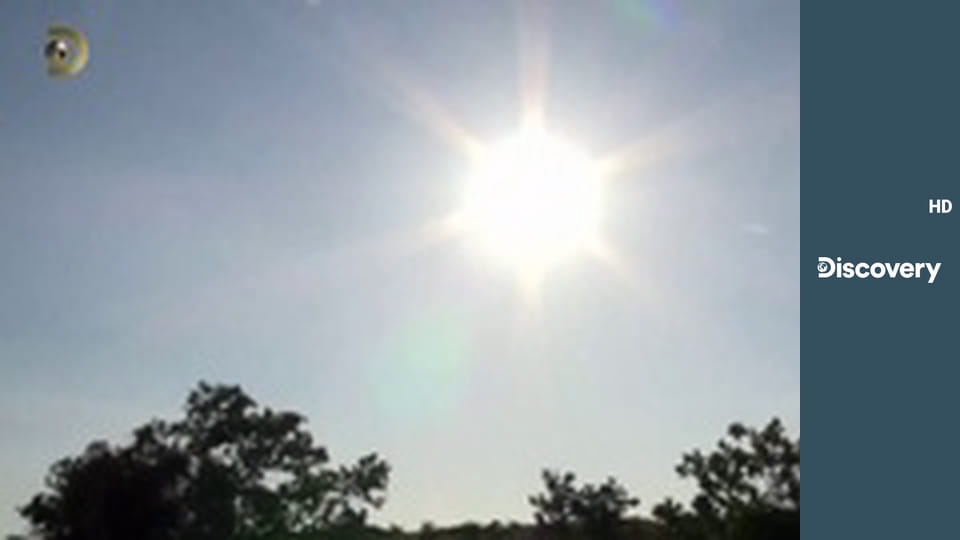 Голые и напуганные S2E1 - На грани безумия