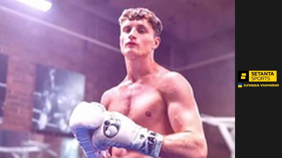 Бокс. Zuffa Boxing 7 у Борнмуті, Велика Британія. Кріс Біллам-Сміт (Велика Британія) - Раян Розицькі (Канада). Бій у 1-й важкій вазі.