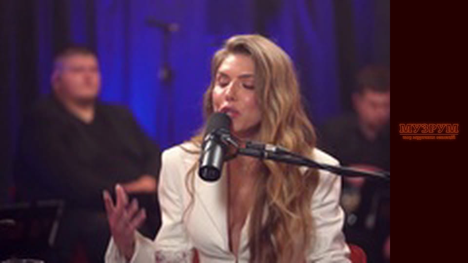 SWOIIA: ХІТИ БУМБОКС, АГІЛЕРИ ТА ПАВЛІКА. ПІСНЯ АССОЛЬ УКРАЇНСЬКОЮ | МУЗРУМ