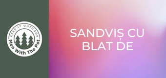 Sandviș cu Blat de Brânză și Chimichurri Tradițional
