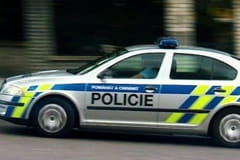 Policie v akci - Nechtěl kosmetiku / Lapený opilec / Hledaný zloděj / Zaběhnutý pes