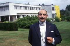 Poirot Season 4 Episode 3 - Raz, dwa, trzy, but zapnij ty