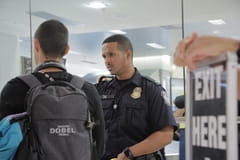 Złapać przemytnika Sezon 1 Odcinek 8 - Udana współpraca