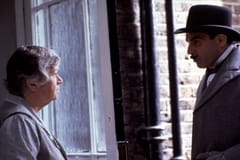 Hercule Poirot - Vražda v Mews