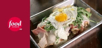 Diners, Drive-Ins and Dives S29E14 - Sandwich Showcase