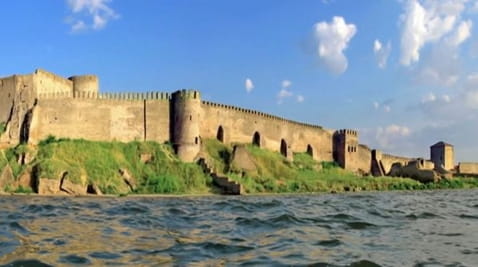 8. Mistyczna Ukraina. Tajemnice twierdz i zamków