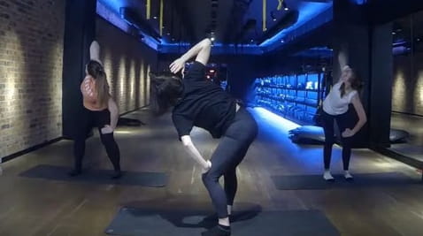 Stretching: Workout with Smartass (2021) - karina gorotal 1 séria