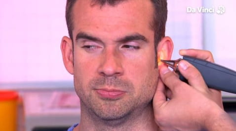 5. Mocný ušný maz a falošné časti tela