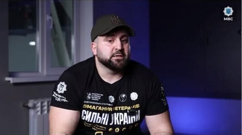 Gariyan Zepředu k šampionům