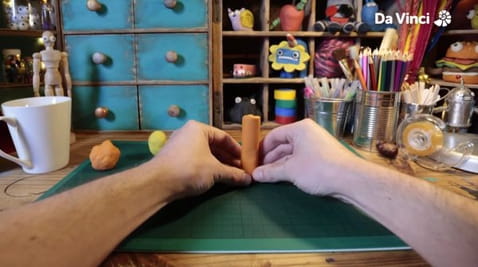 3. Vták s veľkými nohami