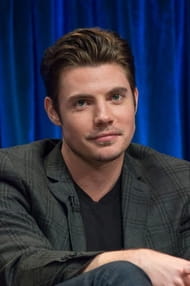 Filme cu actorul Josh henderson
