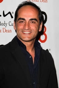 Filmy s hercom Navid Negahban - SWEET.TV Filmy s hercom Navid Negahban