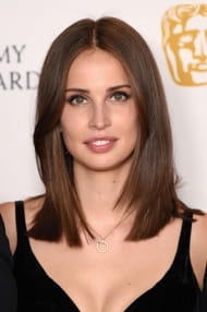Filmy s hercom Heida Reed - SWEET.TV Filmy s hercom Heida Reed