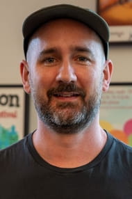 Filmy s hercom Peter Brown