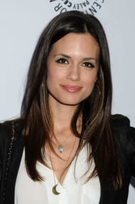 Torrey Devitto Filmy s tímto hercem Torrey Devitto