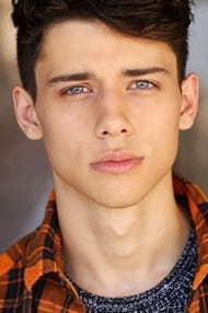 Uriah Shelton Filmy s hercom Uriah Shelton