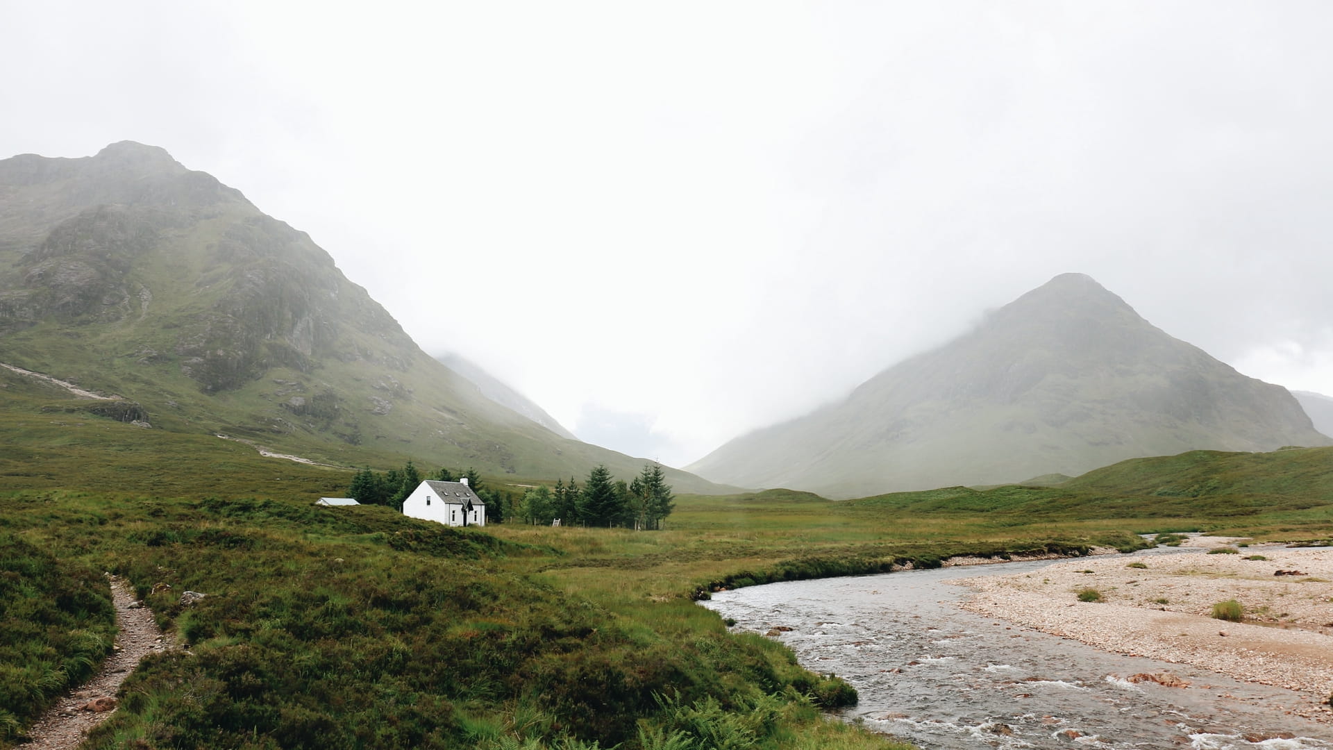 Ben Fogle: New Lives in the Wild UK