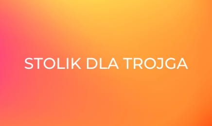 Stolik dla trojga